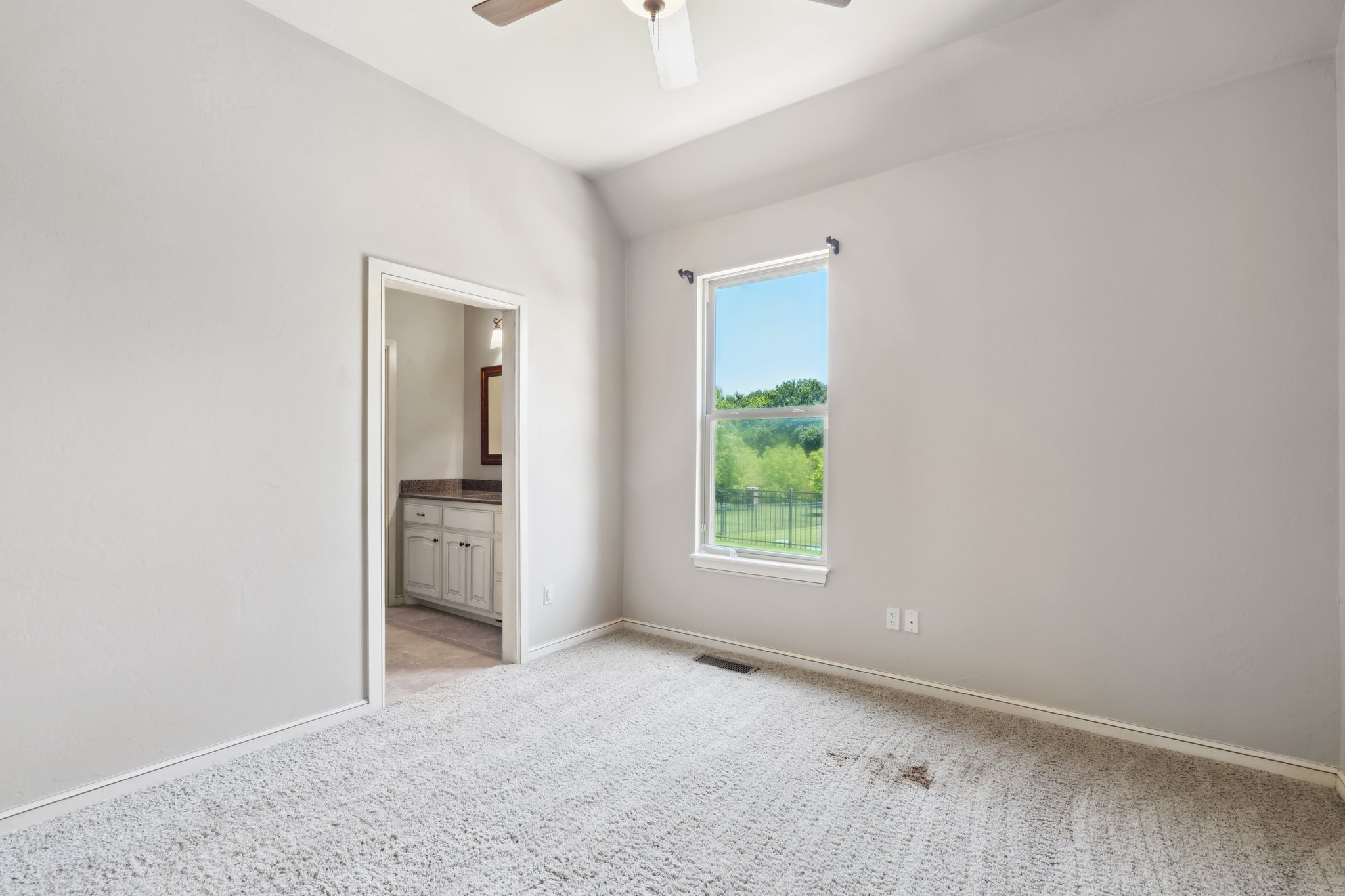6706 Valley Ridge Dr_036.jpg