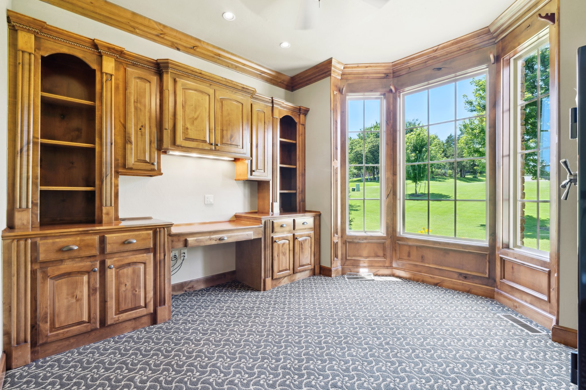 6706 Valley Ridge Dr_047.jpg