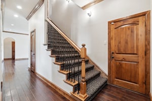 6706 Valley Ridge Dr_008.jpg