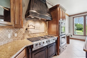 6706 Valley Ridge Dr_018.jpg