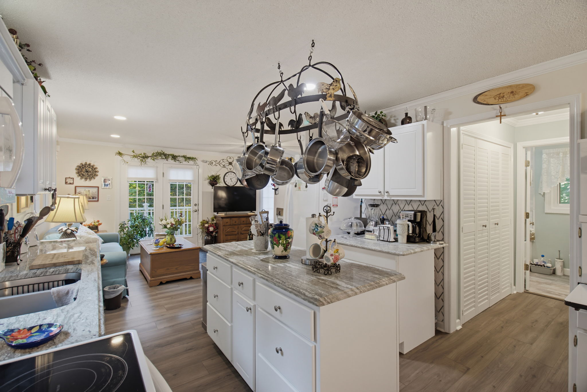 6707 Chadmoor Cr-13