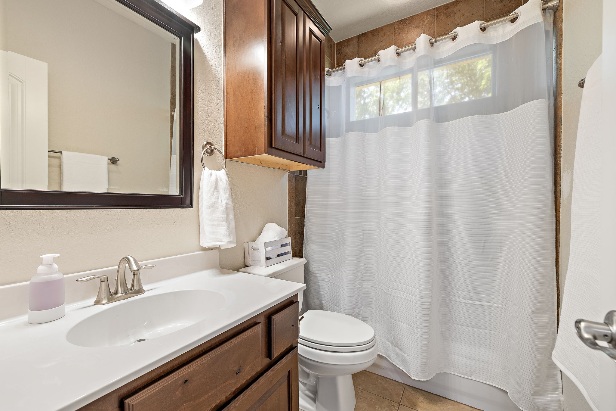 Bathroom Upstairs