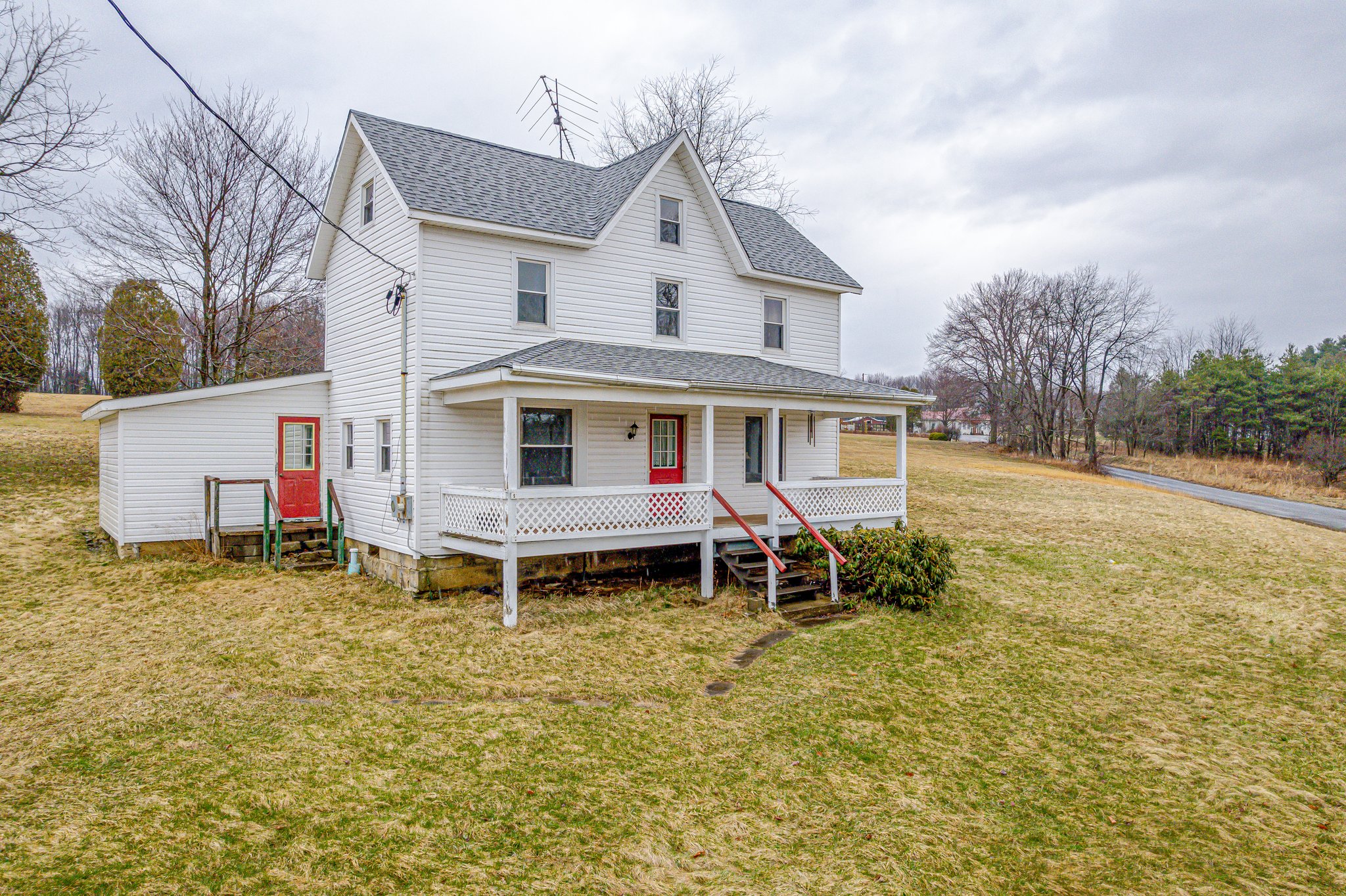 671 Lovejoy Rd, Commodore, PA 15729 VUE Real Estate Marketing