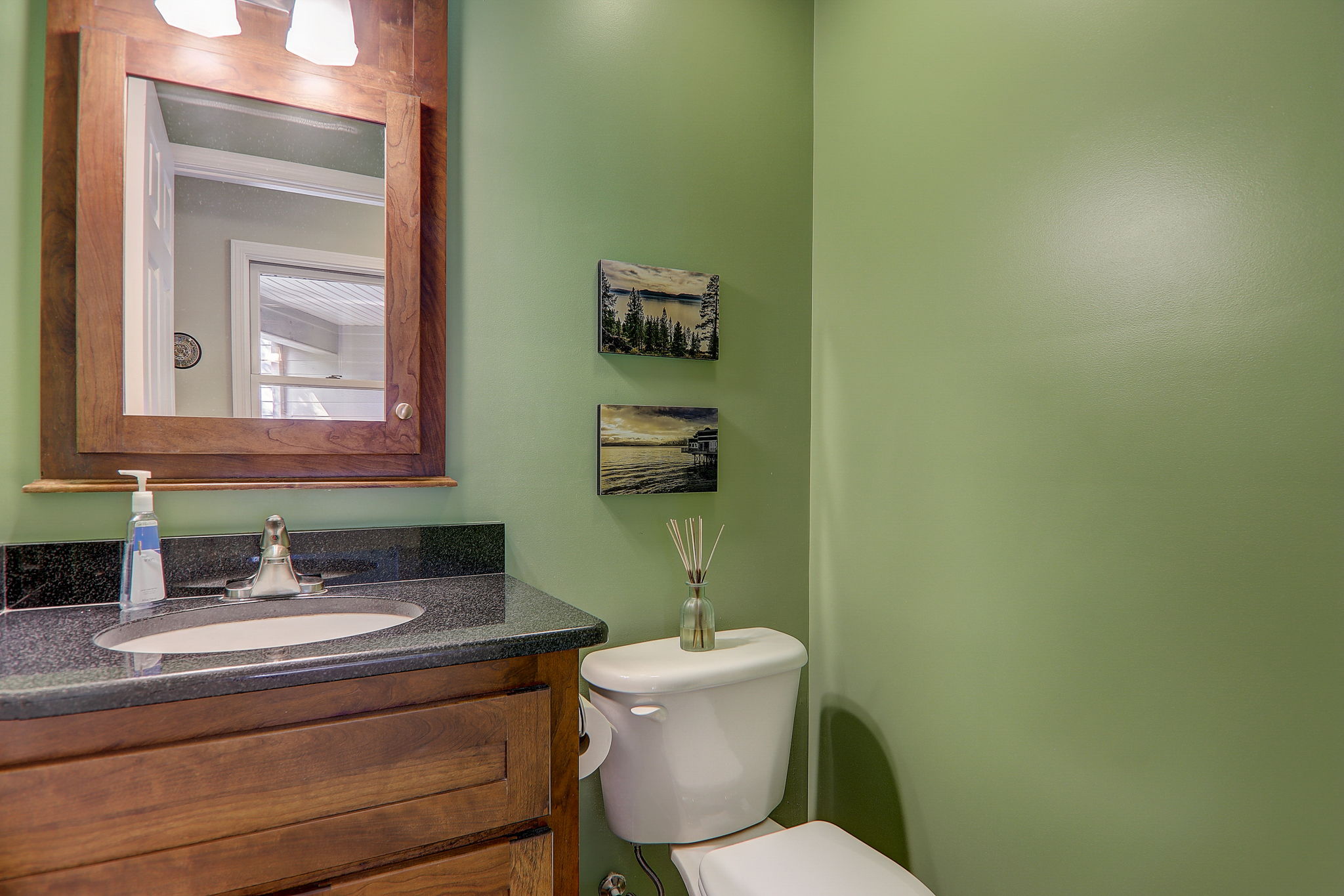 Mountain Laurel Dr-035