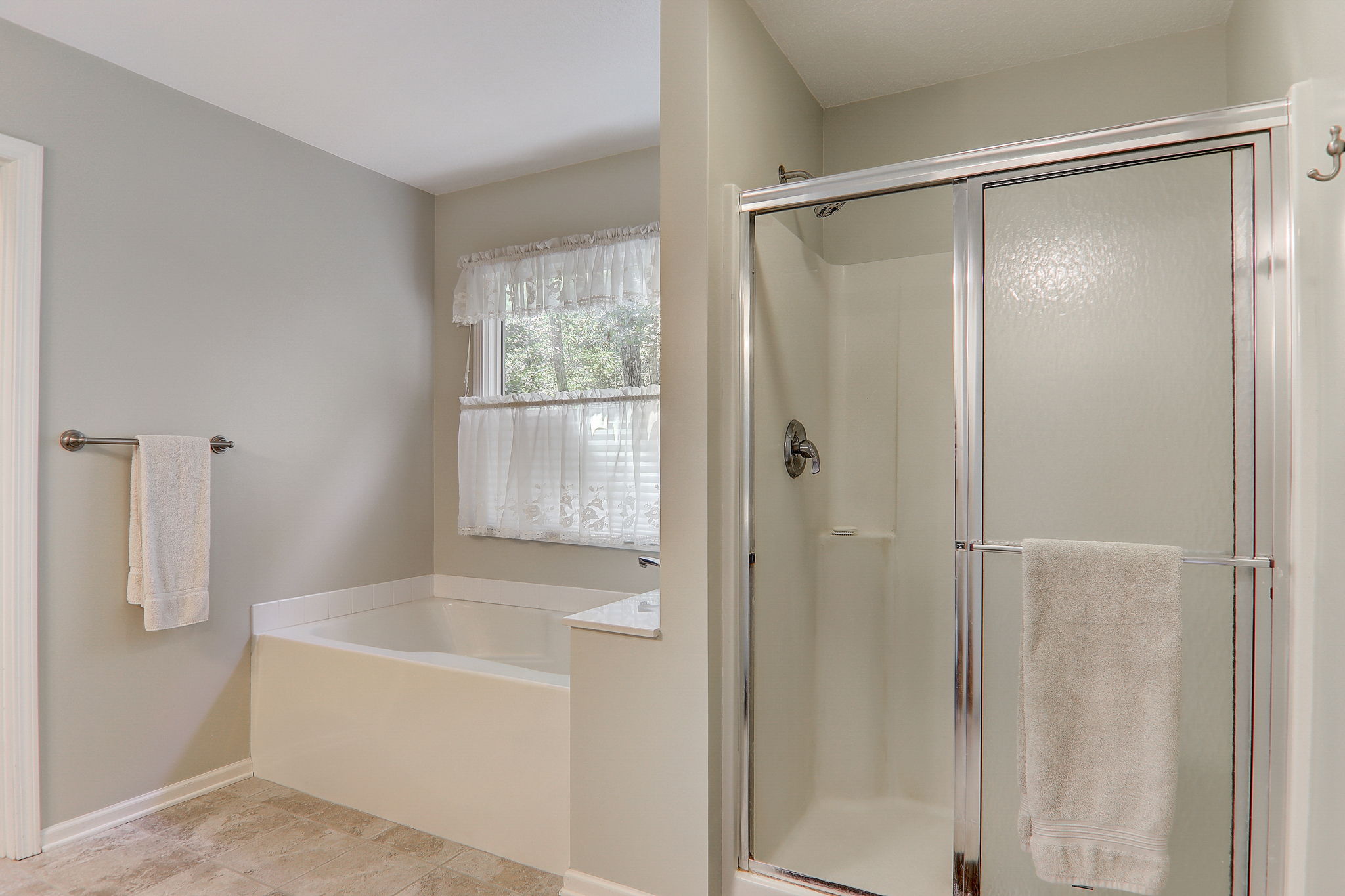 Mountain Laurel Dr-050