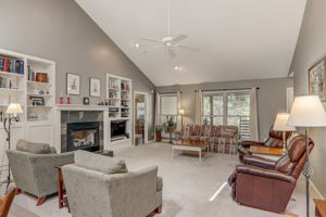 Mountain Laurel Dr-015