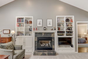 Mountain Laurel Dr-013