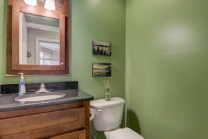 Mountain Laurel Dr-035