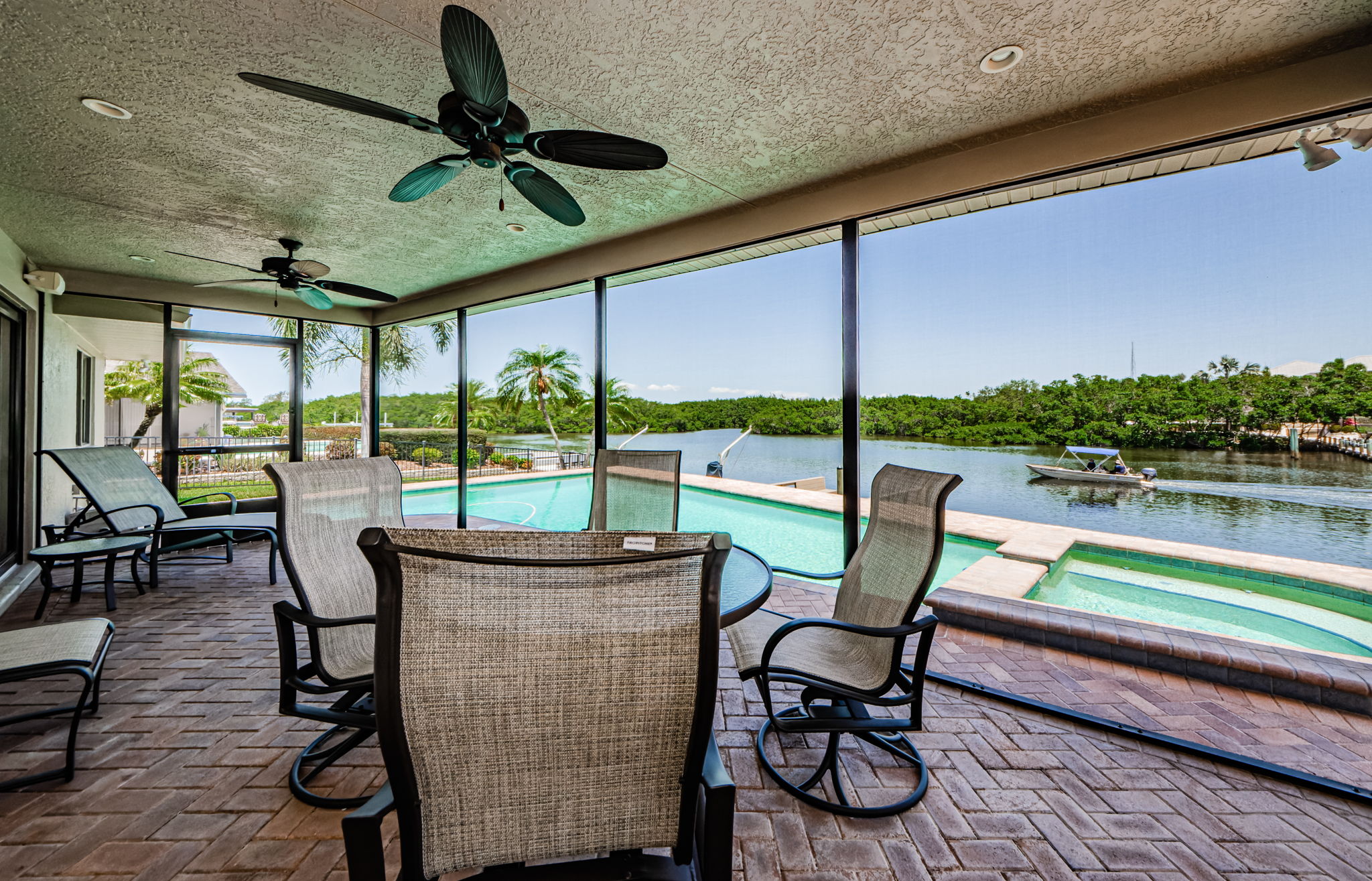 Lanai 1-2