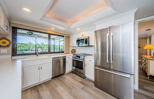 Kitchen 3-2