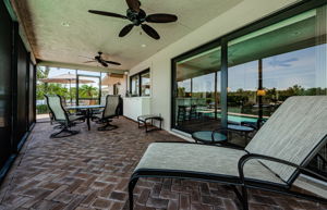 Lanai 2-2