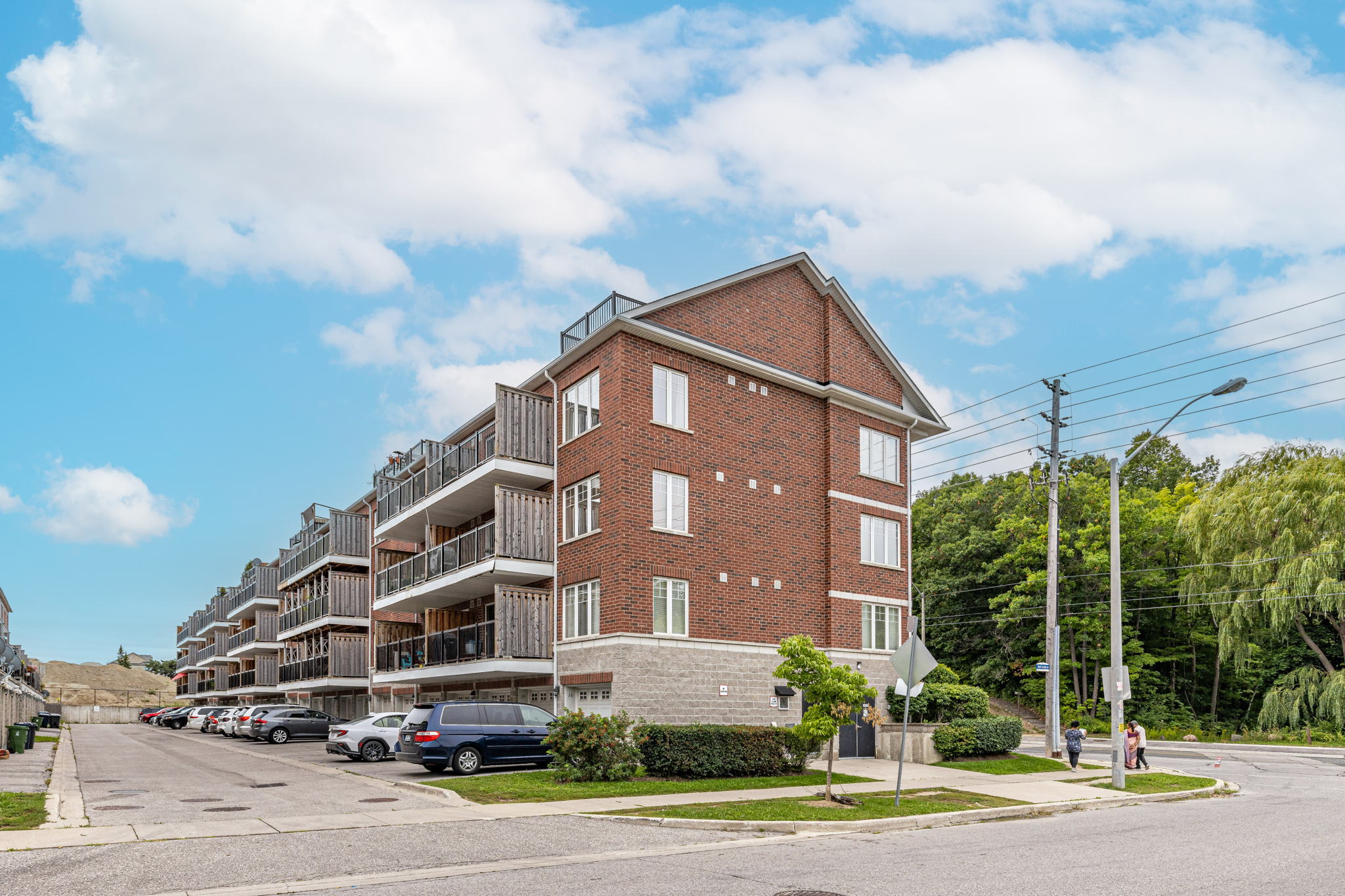 Toronto property showcase — delivered property photograph 25