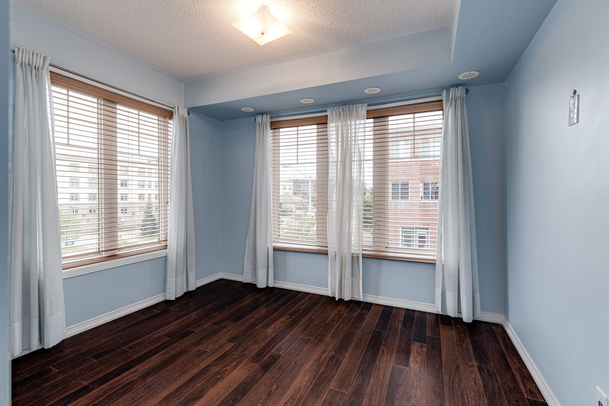 Toronto property showcase — delivered property photograph 17