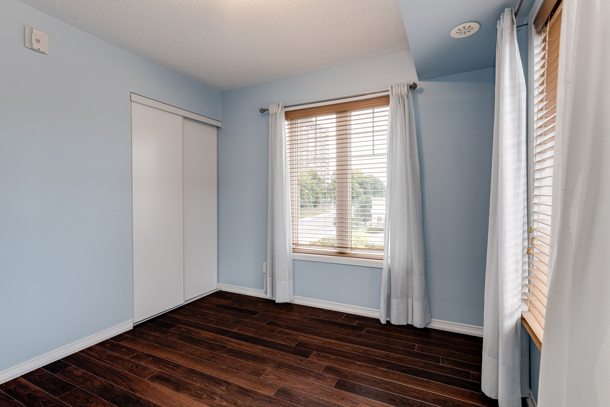Toronto property showcase — delivered property photograph 18