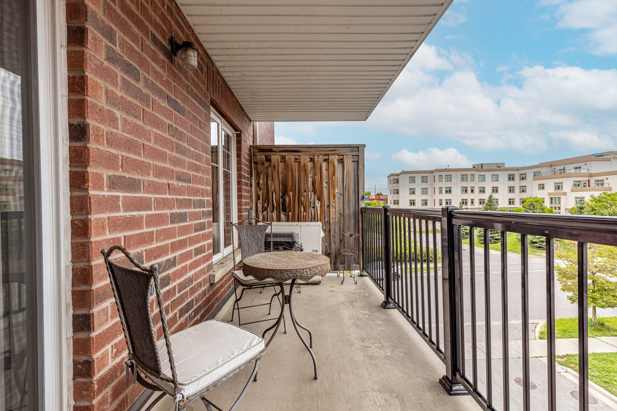 Toronto property showcase — delivered property photograph 23