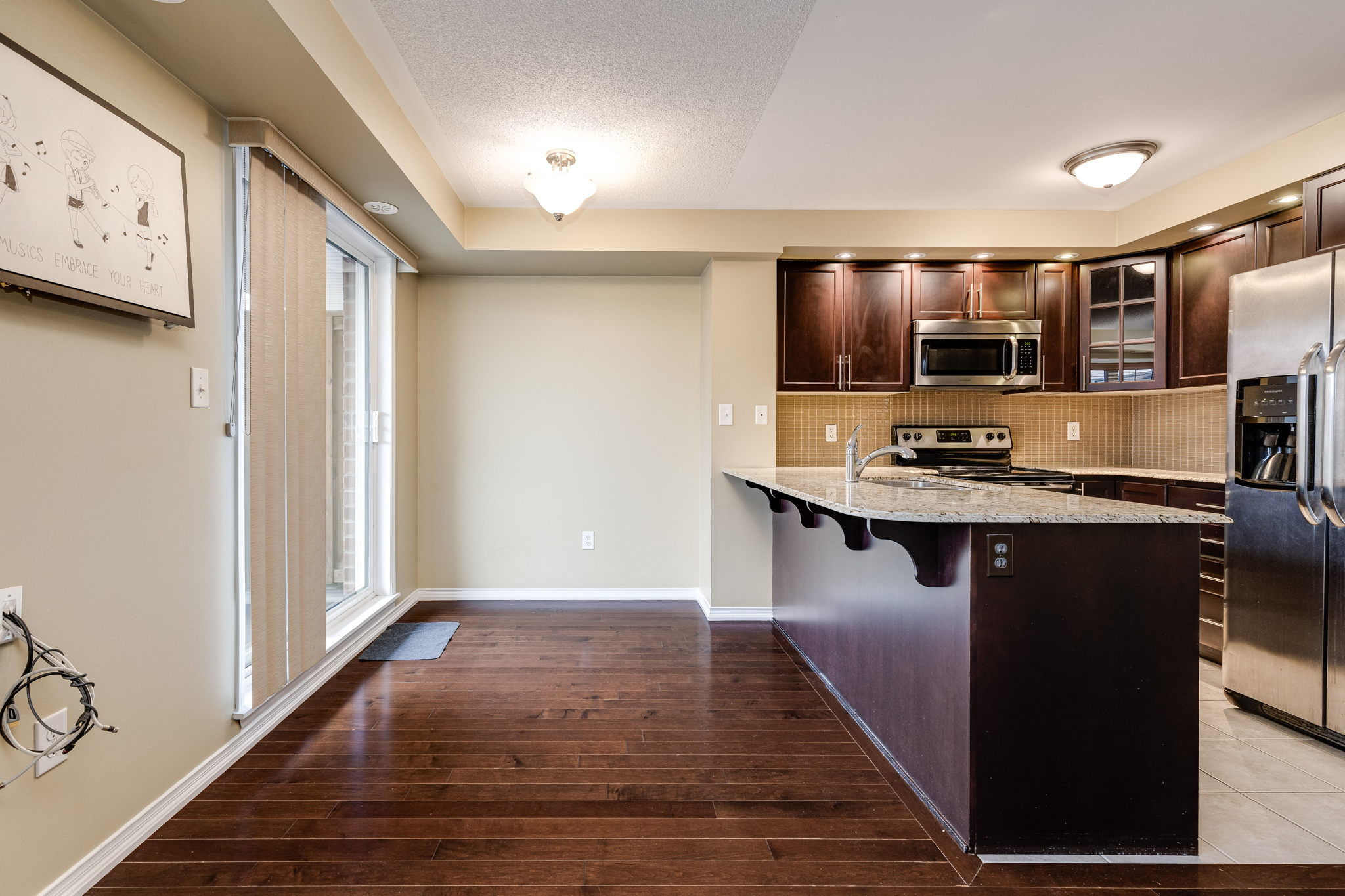 Toronto property showcase — delivered property photograph 8