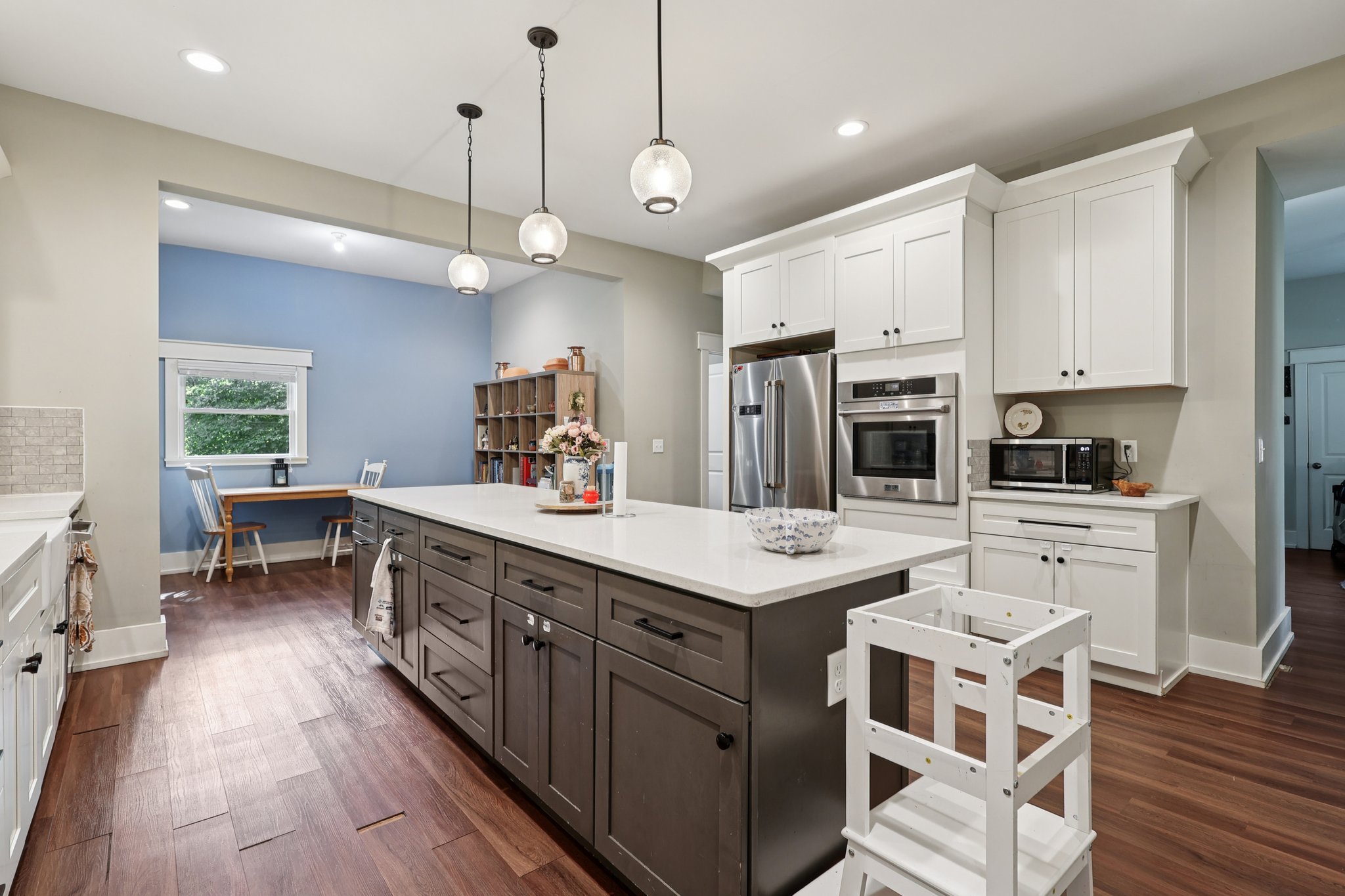 Hendrickson Rd-S1607-032.jpg