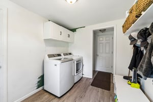 6711 Norwalk Rd-S0907-016.jpg
