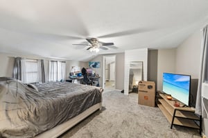 6711 Norwalk Rd-S0907-025.jpg