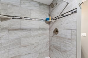 6711 Norwalk Rd-S0907-042.jpg