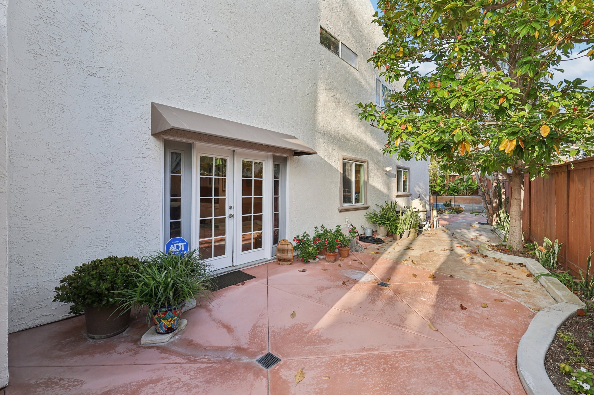 Cantil St-S0811-051.jpg