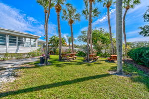 Bayshore Gardens Park & Rec-4