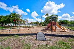 Bayshore Gardens Park & Rec-15