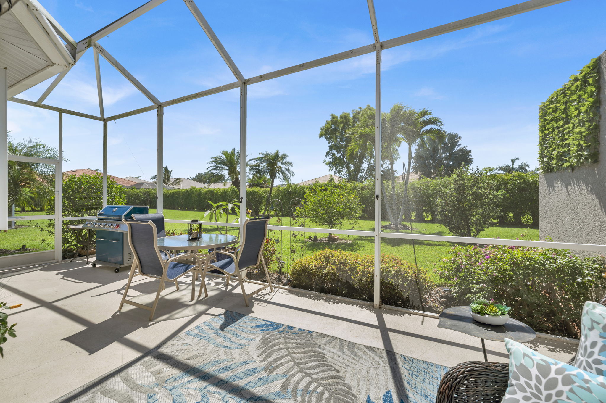 Lanai - Sun Shade Closed