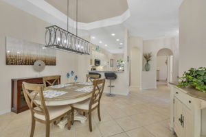 Dining - Breakfast Bar