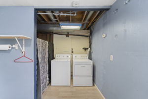  Photo 37