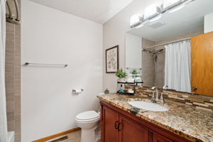 22_Interior