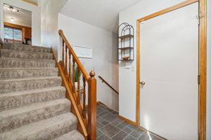 04_Interior