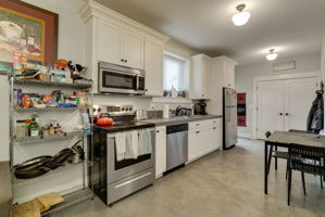 Photo 48