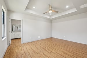 Avenue L-S3009-026.jpg