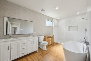Avenue L-S3009-031.jpg