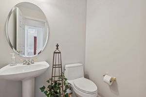 24_Interior