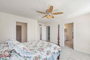 32_Interior