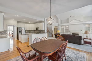 13_Interior