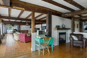  Photo 43
