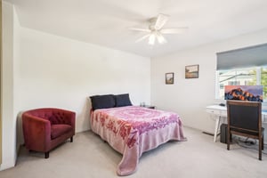 Antigua Dr 48-019.jpg