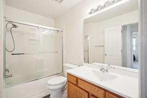Antigua Dr 48-023.jpg