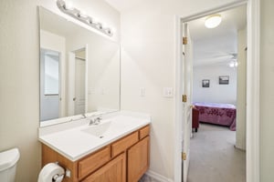 Antigua Dr 48-024.jpg