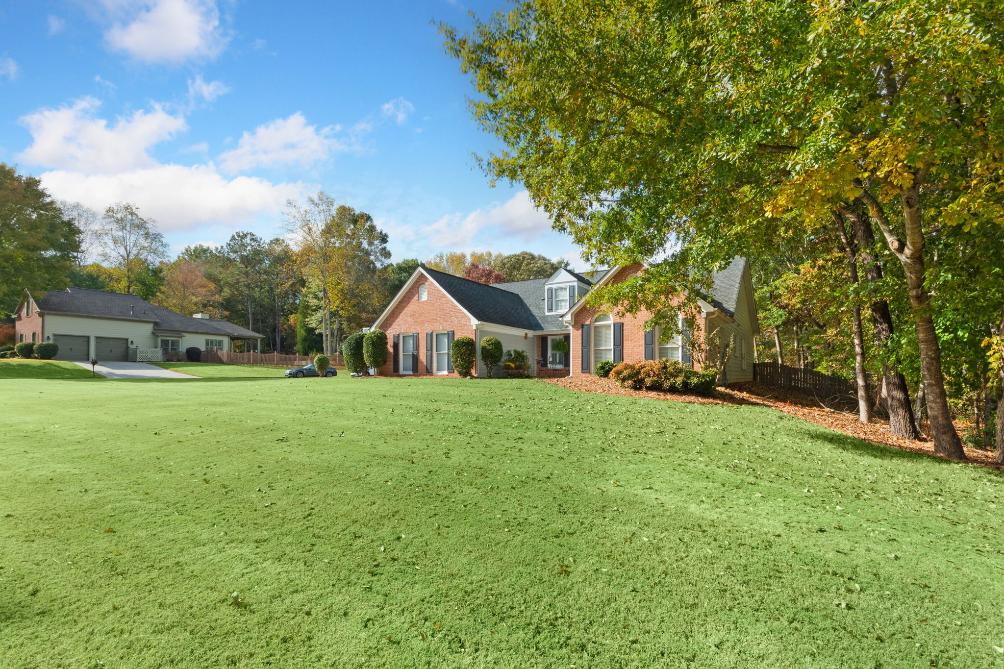 6720 Torrey Pine Cir, Suwanee, GA 30024, USA Photo 2