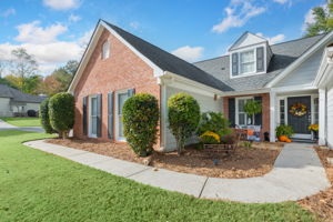 6720 Torrey Pine Cir, Suwanee, GA 30024, USA Photo 3