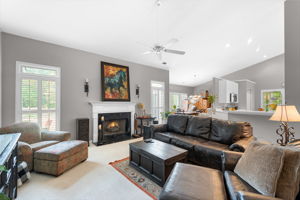 6720 Torrey Pine Cir, Suwanee, GA 30024, USA Photo 10