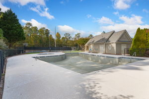 6720 Torrey Pine Cir, Suwanee, GA 30024, USA Photo 31
