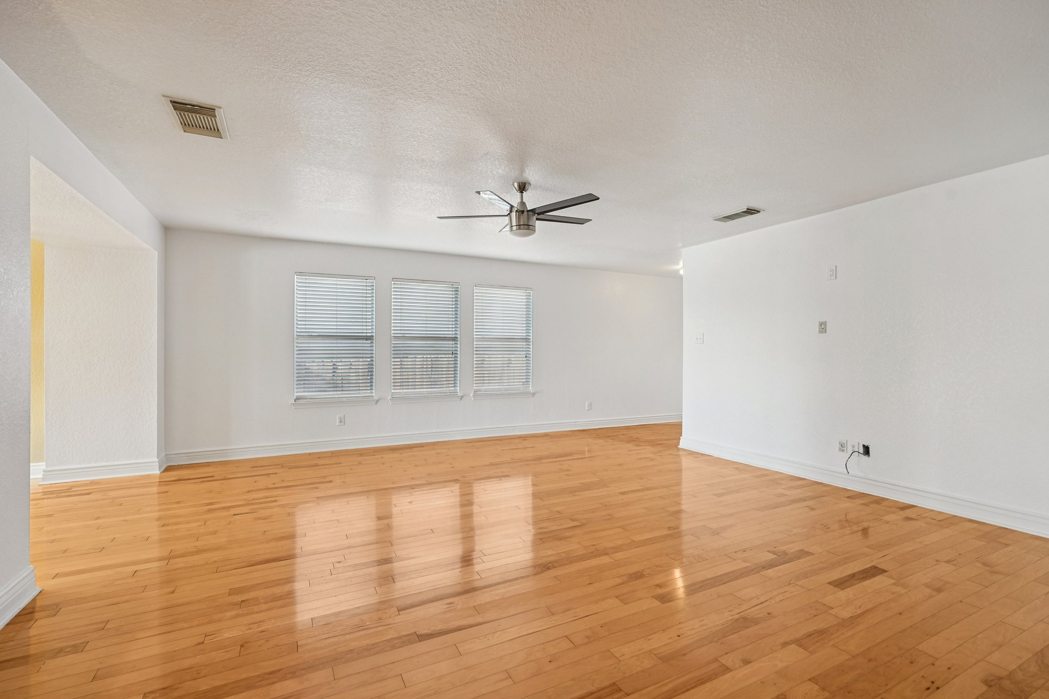 Millrock Pass-S0611-006.jpg