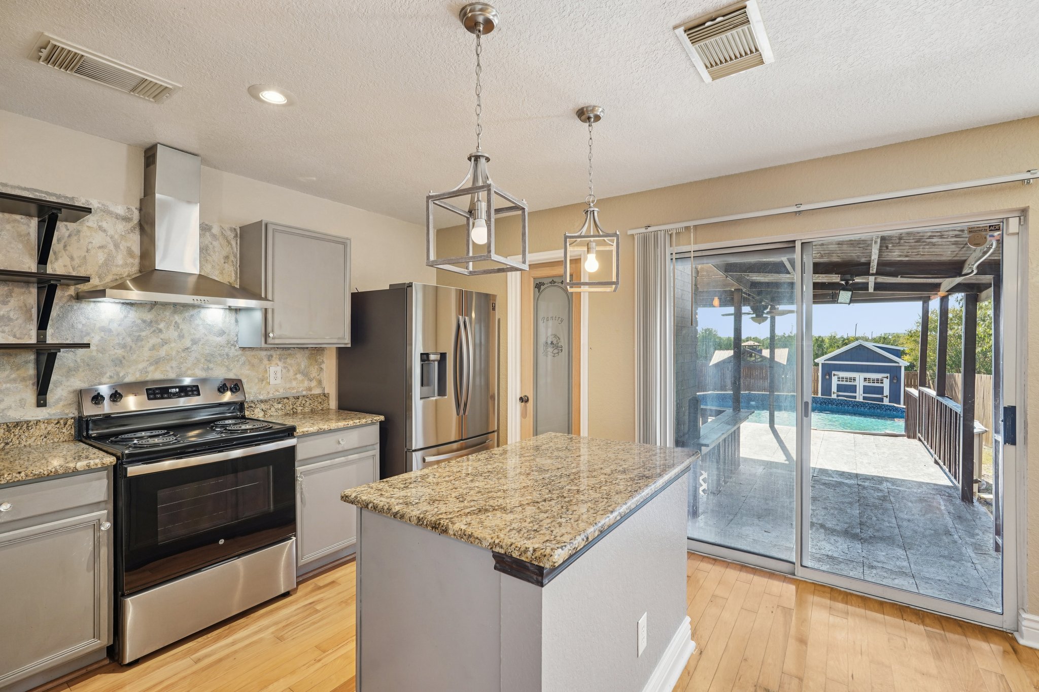 Millrock Pass-S0611-015.jpg