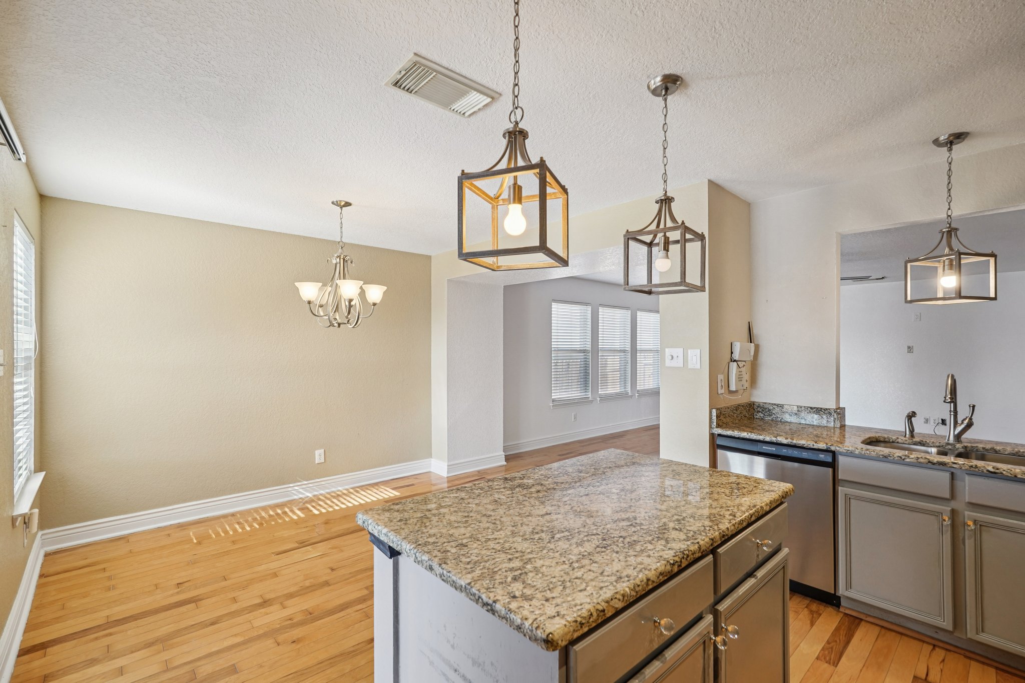 Millrock Pass-S0611-017.jpg