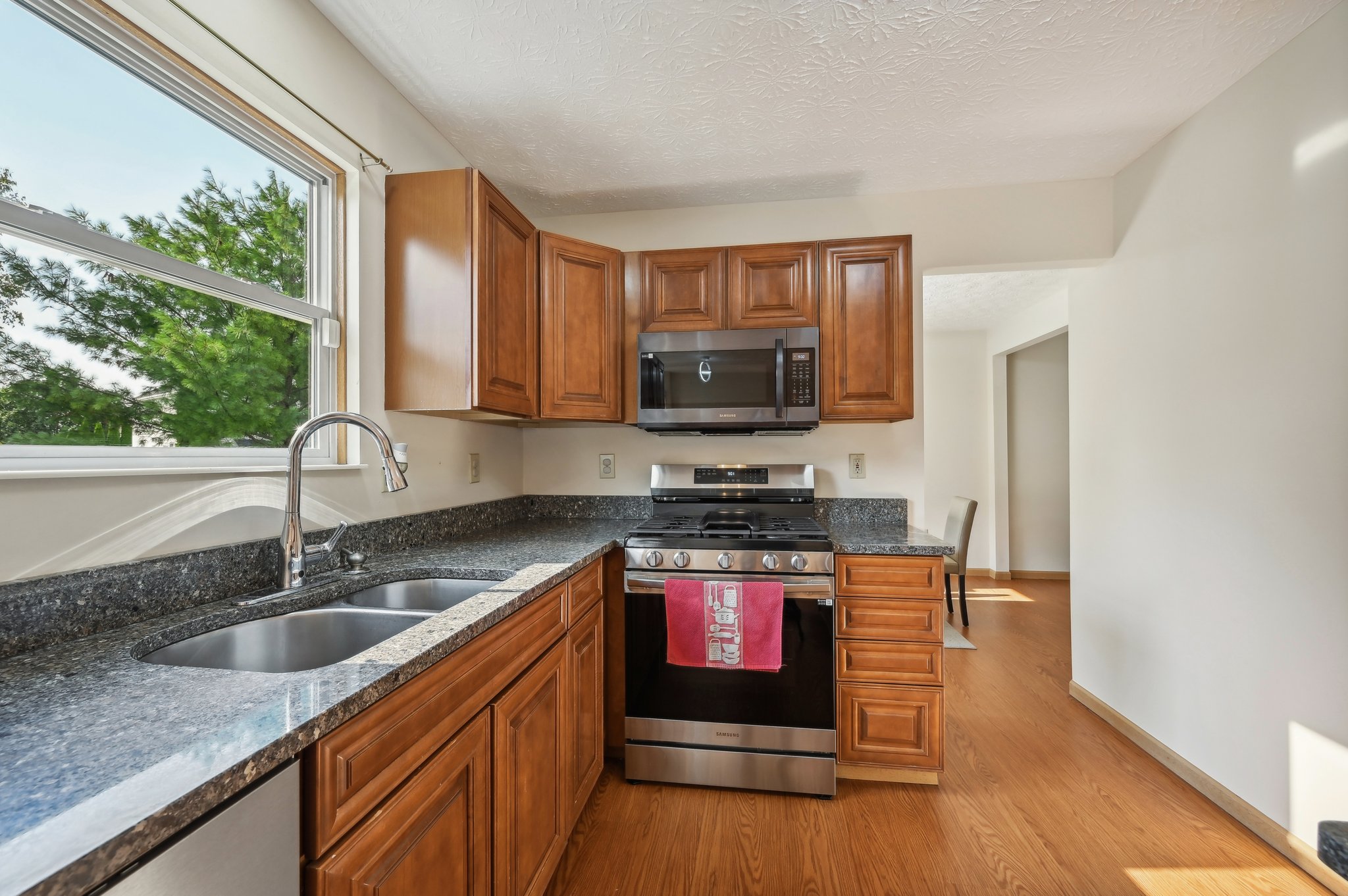 Hilmar Dr-016.jpg